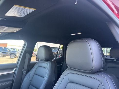 New 2026 GMC Terrain Elevation w/ Elevation Premium Package image 24