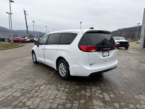 New 2026 Chrysler Voyager LX FWD image 6