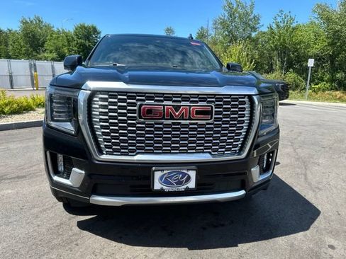 Used 2022 GMC Yukon XL Denali AWD/4WD image 9