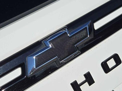 Certified 2023 Chevrolet Tahoe Z71 w/ Luxury Package image 11