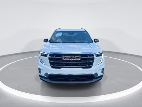 Used 2026 GMC Acadia Elevation w/ Elevation Premium Package FWD image 3