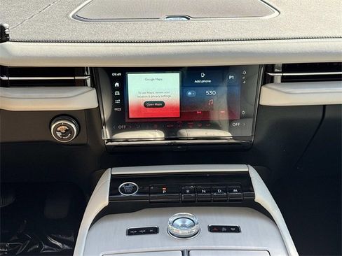New 2025 Lincoln Navigator Reserve image 17