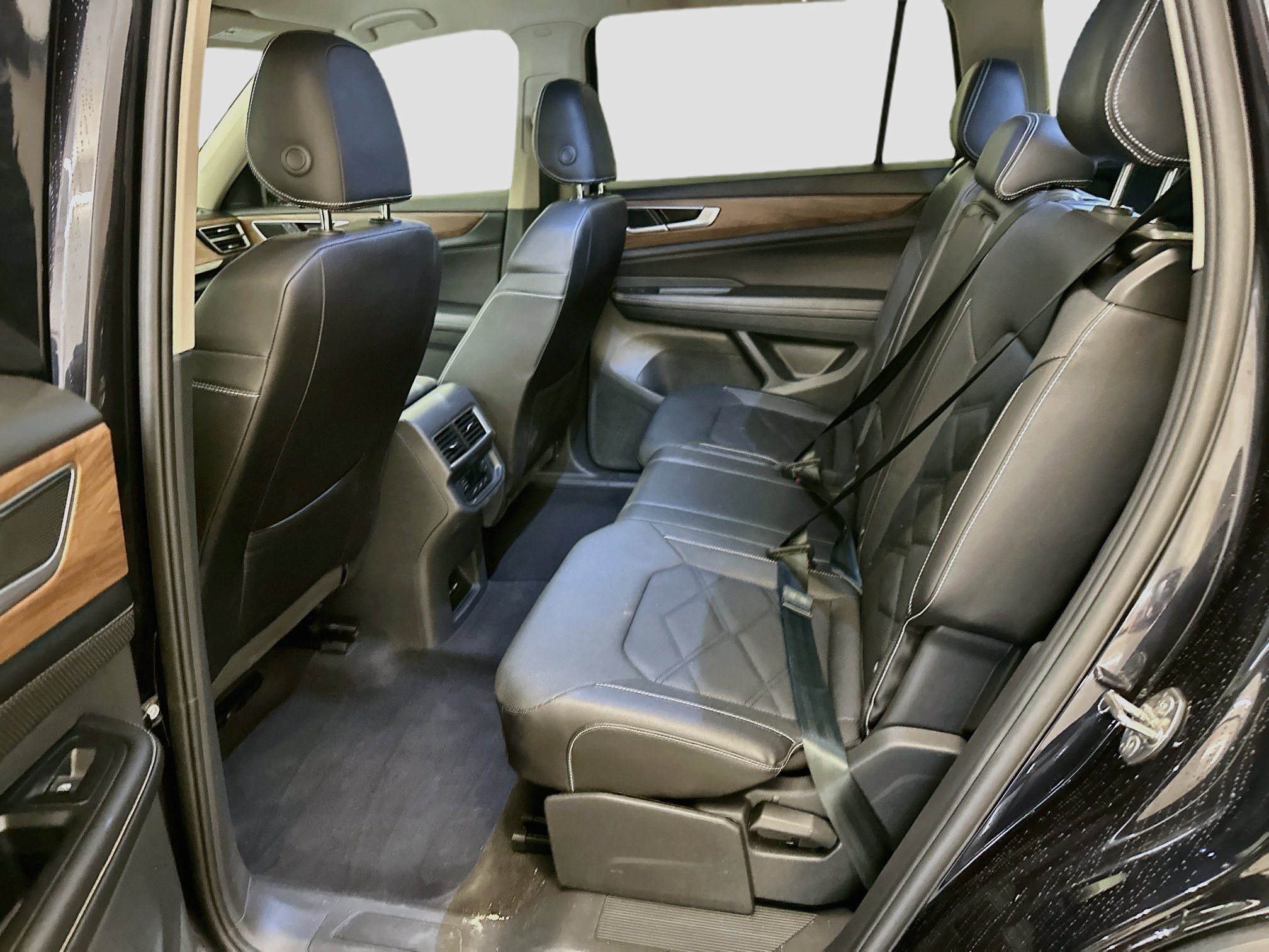 Used 2026 Volkswagen Atlas SE AWD/4WD image 29