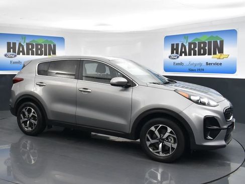 Used 2022 Kia Sportage LX FWD image 7