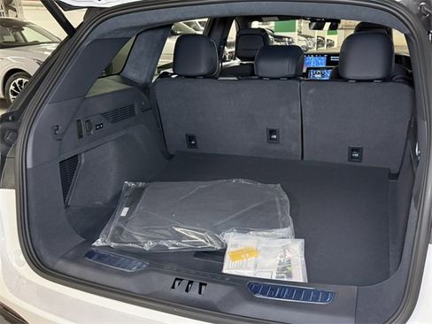 New 2026 Lincoln Nautilus Black Label image 14