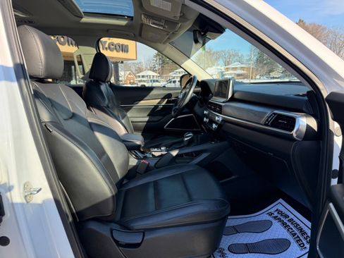 Used 2021 Kia Telluride EX image 11