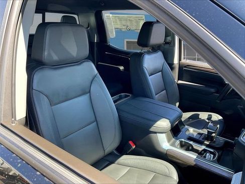 New 2026 Chevrolet Silverado 1500 LT Trail Boss w/ LT Trail Boss Premium Package AWD/4WD image 14