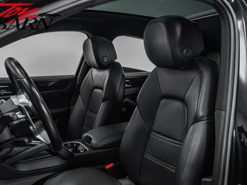 Used 2022 Porsche Cayenne S image 21