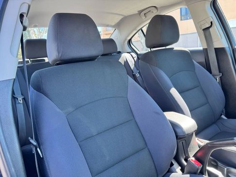 Used 2014 Chevrolet Cruze LT FWD image 24