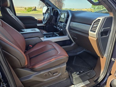 Used 2022 Ford F350 King Ranch w/ King Ranch Ultimate Package image 32