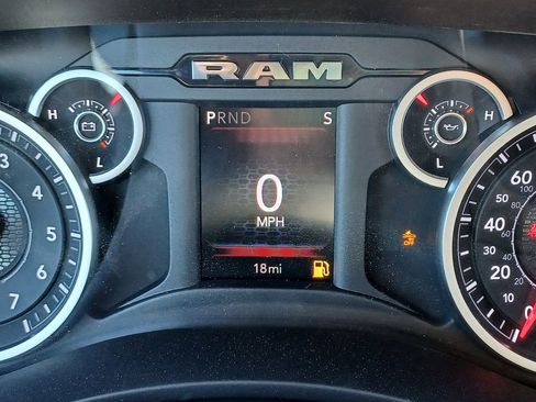 New 2026 RAM 2500 Big Horn AWD/4WD image 16