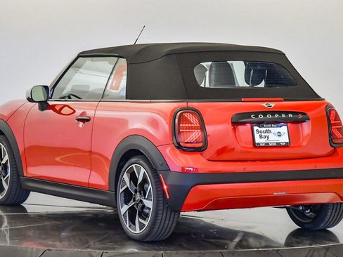 New 2026 MINI Cooper S image 2