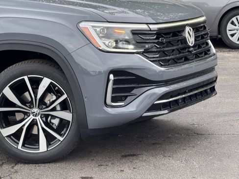 New 2026 Volkswagen Atlas SEL Premium R-Line AWD/4WD image 3