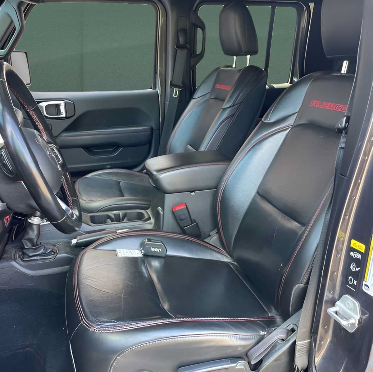 Used 2020 Jeep Gladiator Rubicon w/ Dual Top Group AWD/4WD image 5