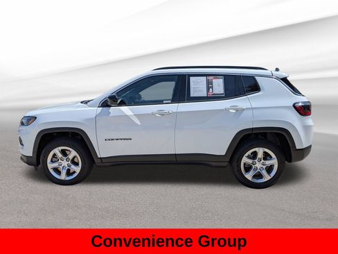 Used 2023 Jeep Compass Latitude w/ Convenience Group AWD/4WD image 11