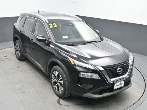 Used 2023 Nissan Rogue SV w/ SV Premium B Package AWD/4WD image 18