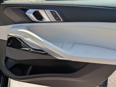 New 2026 BMW X6 xDrive40i AWD/4WD image 17