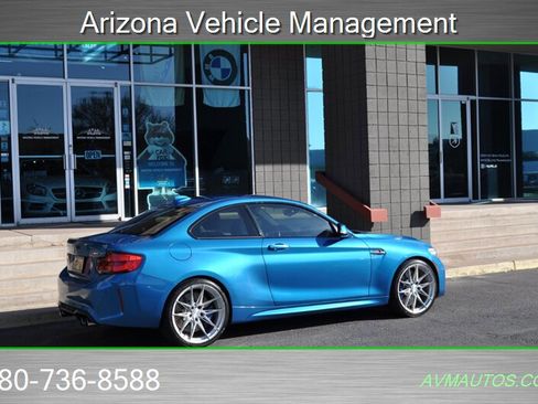 Used 2018 BMW M2 image 8