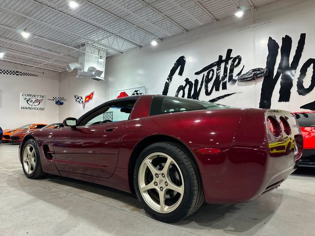 Used 2003 Chevrolet Corvette Coupe w/ Preferred Equipment Group RWD image 3