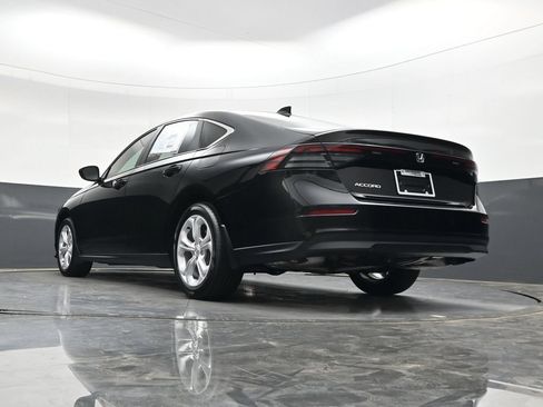 Certified 2026 Honda Accord LX image 32