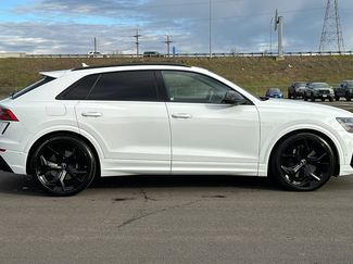 Used 2023 Audi RS Q8 4.0T video 2
