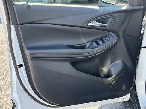 Used 2023 Buick Encore GX Preferred w/ Cold Weather Comfort Package FWD image 24