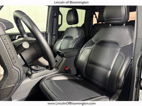 Used 2025 Ford Bronco Outer Banks AWD/4WD image 16