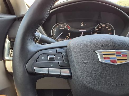 Used 2023 Cadillac XT4 Premium Luxury w/ Cold Weather Package FWD image 27
