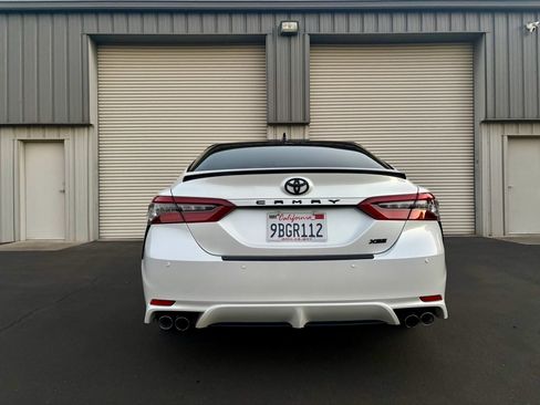 Used 2022 Toyota Camry XSE image 7