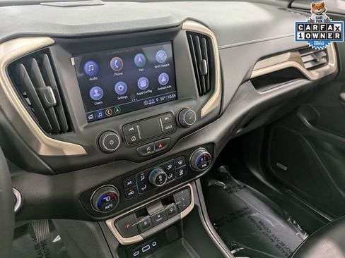 Used 2024 GMC Terrain Denali w/ Denali Premium Package image 14