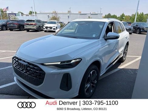 Used 2025 Audi Q5 Premium w/ Premium Plus AWD/4WD image 1