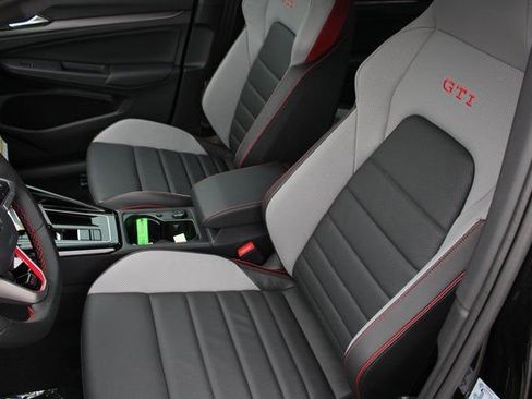 New 2026 Volkswagen GTI SE FWD image 5
