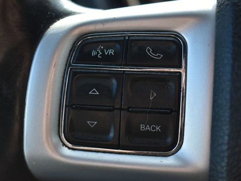 Used 2017 Dodge Grand Caravan GT image 19