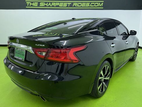 Used 2017 Nissan Maxima Platinum image 10