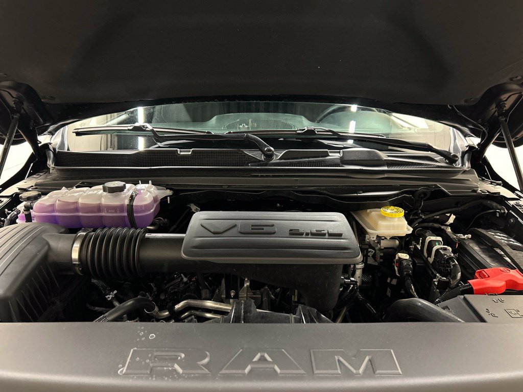 New 2026 RAM 1500 Express AWD/4WD image 14