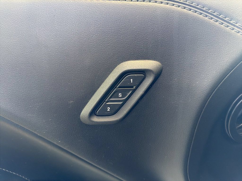 Used 2023 Dodge Challenger R/T Scat Pack RWD image 8