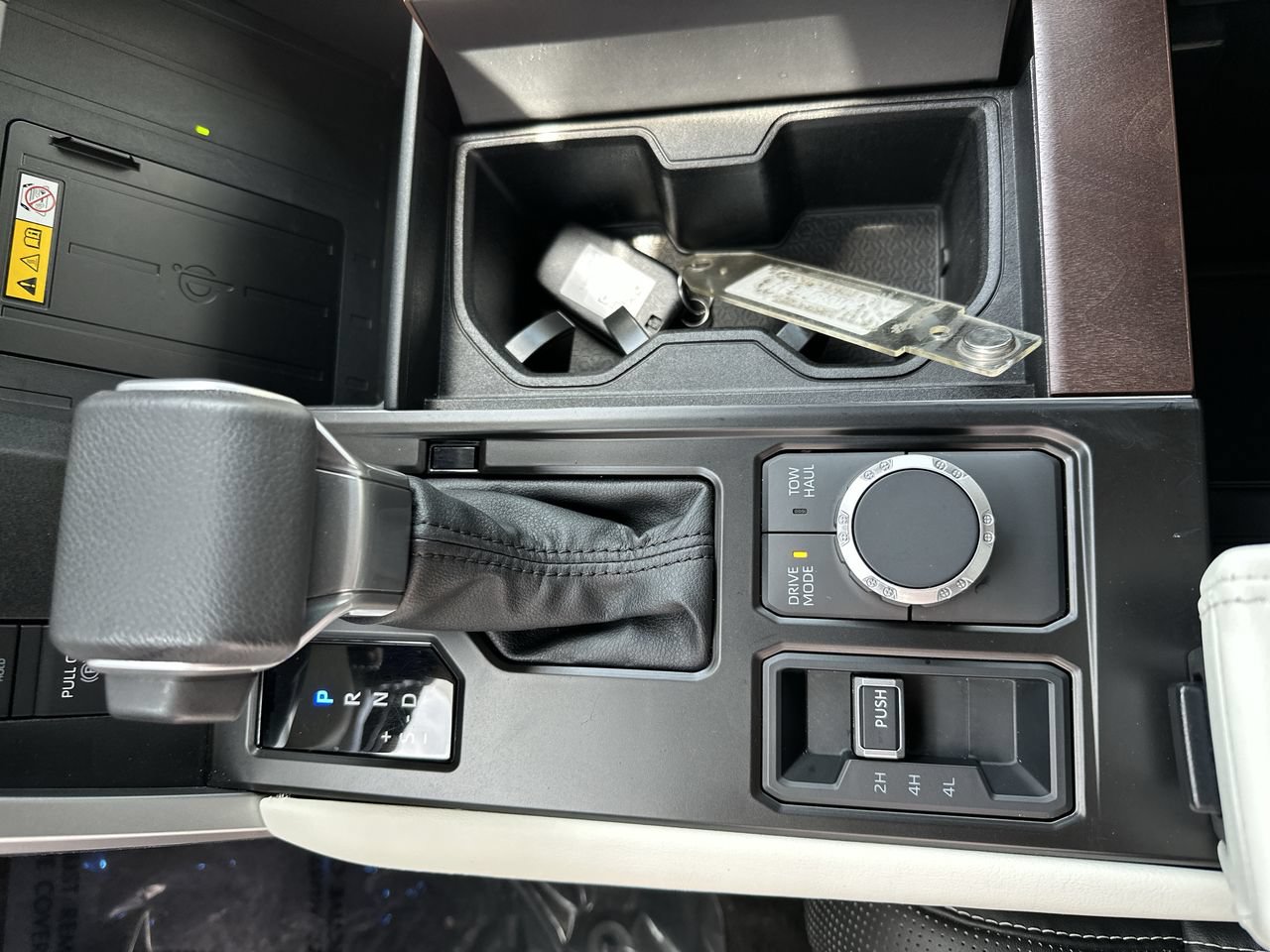 Used 2024 Toyota Tundra Capstone AWD/4WD image 19
