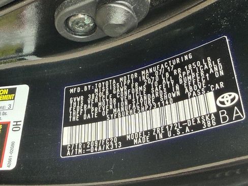 Used 2017 Toyota Corolla SE w/ Carpet Mat Package (TMS) image 30