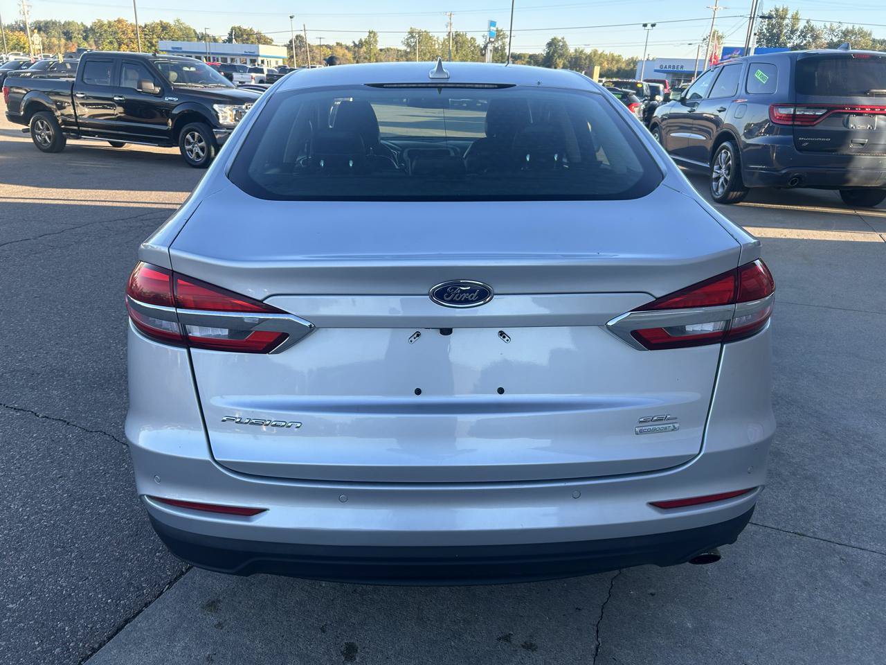 Used 2019 Ford Fusion SEL FWD image 6