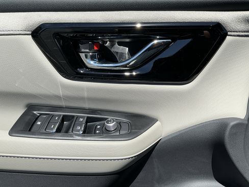 New 2026 Subaru Forester Touring AWD/4WD image 11
