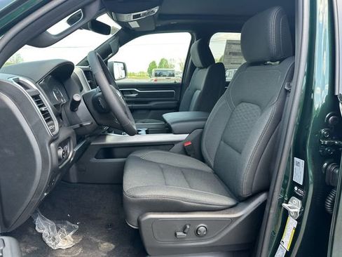 New 2026 RAM 1500 Big Horn AWD/4WD image 9