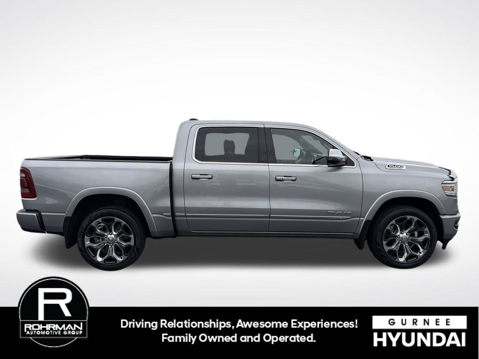 Used 2024 RAM 1500 Limited w/ Body Color Bumper Group AWD/4WD image 11