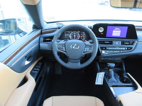 New 2025 Lexus ES 350 350 image 31