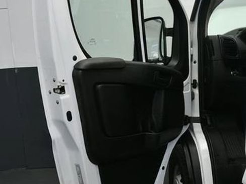 Used 2023 RAM ProMaster 2500 image 15