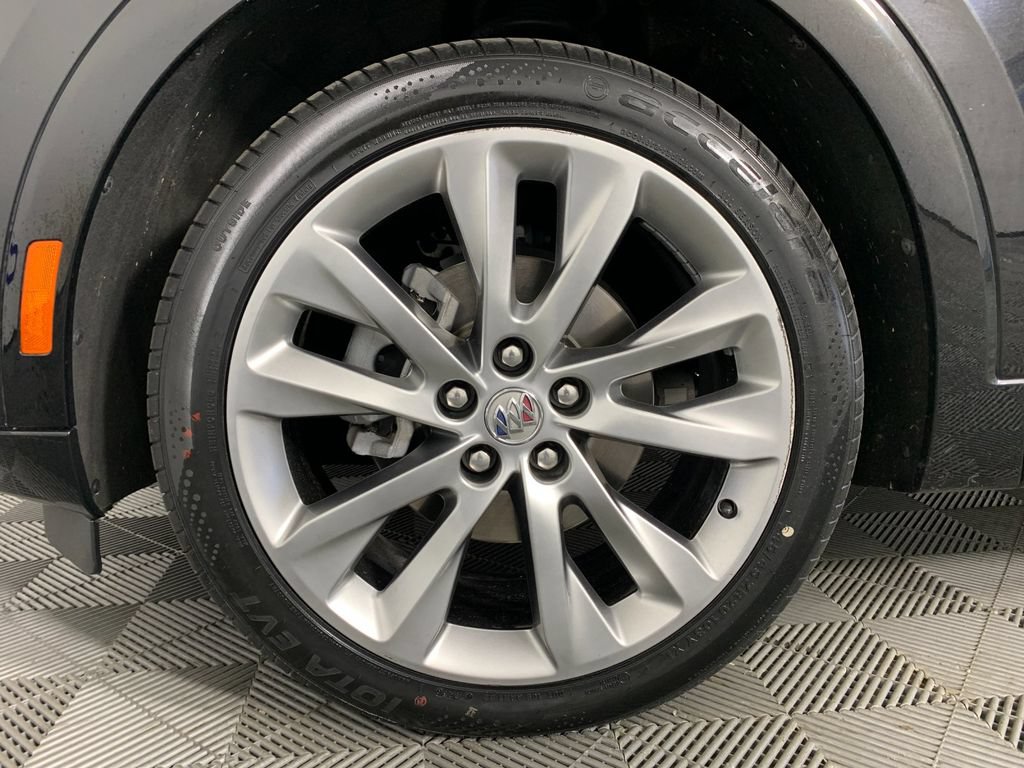 Used 2023 Buick Envision Avenir FWD image 11