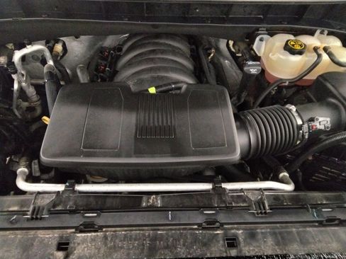 Used 2019 Chevrolet Silverado 1500 High Country image 46