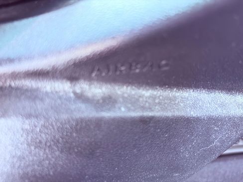 Used 2021 Volkswagen Atlas Cross Sport SE image 19