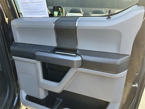 Certified 2020 Ford F150 XLT image 38