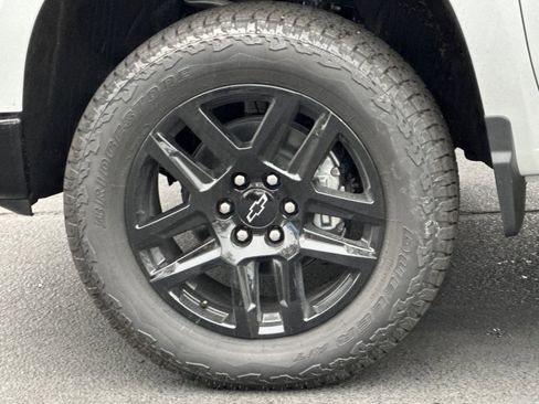 New 2026 Chevrolet Silverado 1500 Custom Trail Boss w/ Dark Appearance Package image 23