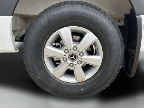 Certified 2024 Mercedes-Benz Sprinter 2500 image 11